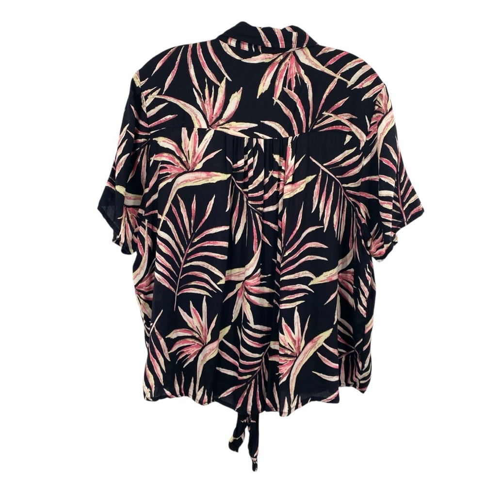 Amuse Society Black Hawaiian Floral Print Front Tie Button Up Shirt - Picture 6 of 8